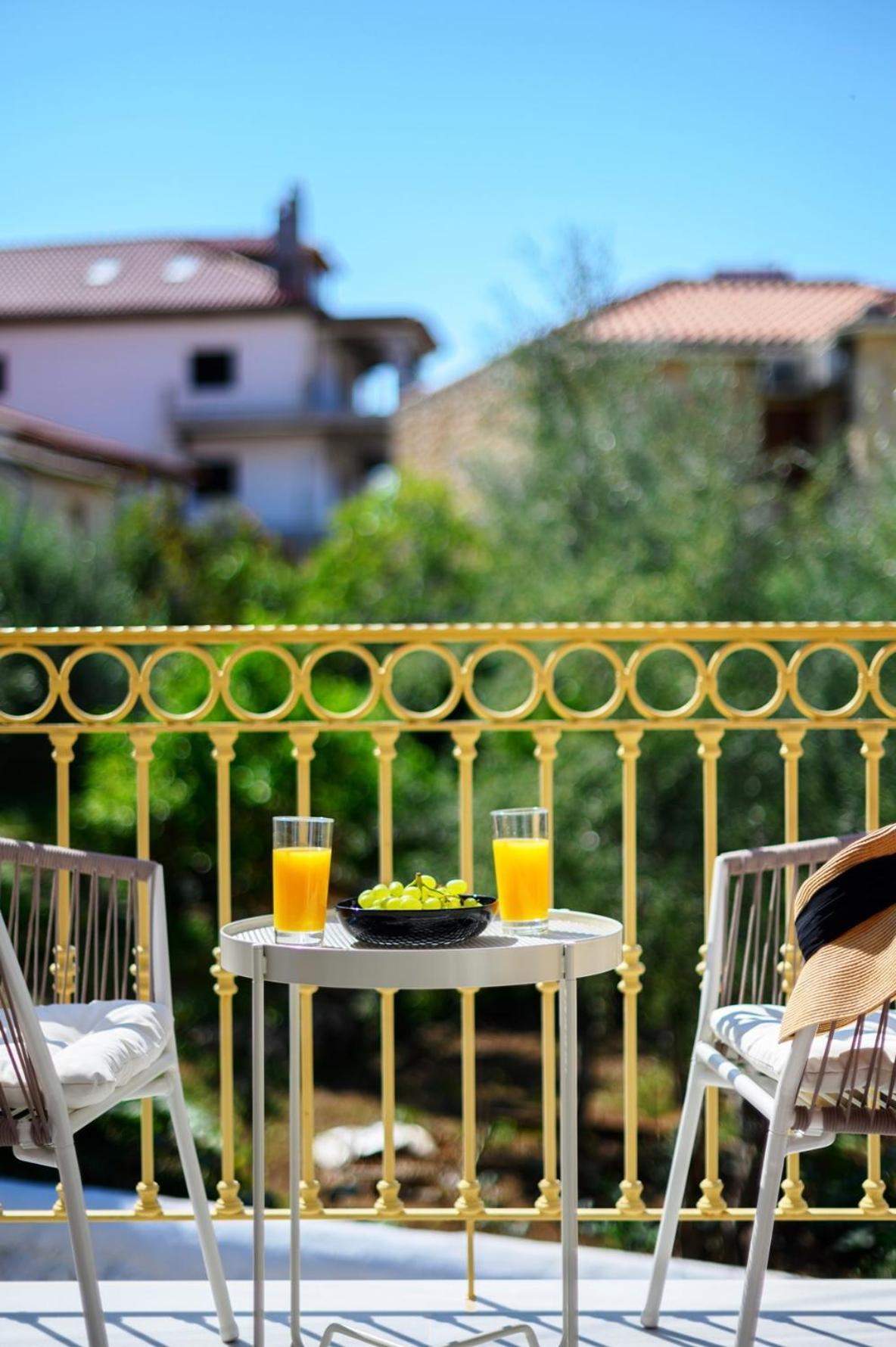 Aparthotel Blue Sky House Pylos Exterior foto